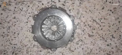 قطع غيار السيارات