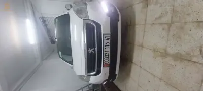 Peugeot Partner Tepee 2015 41 SOUK AHRAs