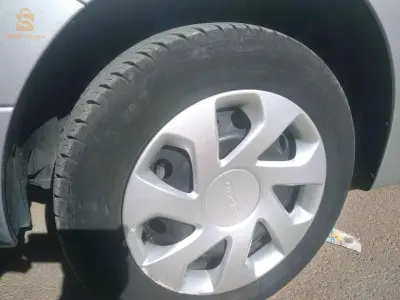 رينو Laguna 2014 32 البيض