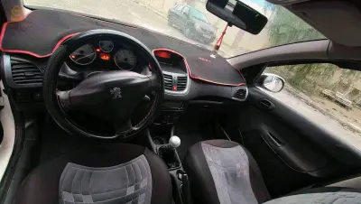 Peugeot 206 2011 5 BATNA
