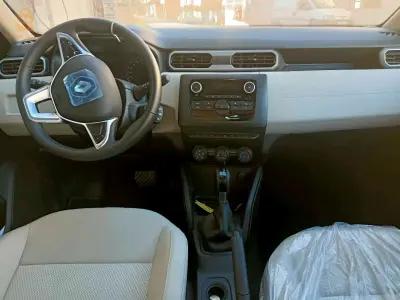 رينو دوستر 2025 6 بجاية