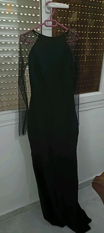 deux robes soirée blanche et noire taille 38 40 occasion comme neuf sawmo mlih