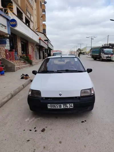 Renault 1994 34 BORDJ BOU ARRERIDJ