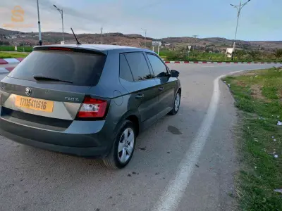 سكودا Fabia 2015 46 عين تموشنت