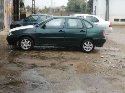 Volkswagen Polo 1999 2 CHLEF