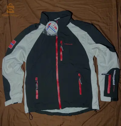 veste nebulus rockshell authentique