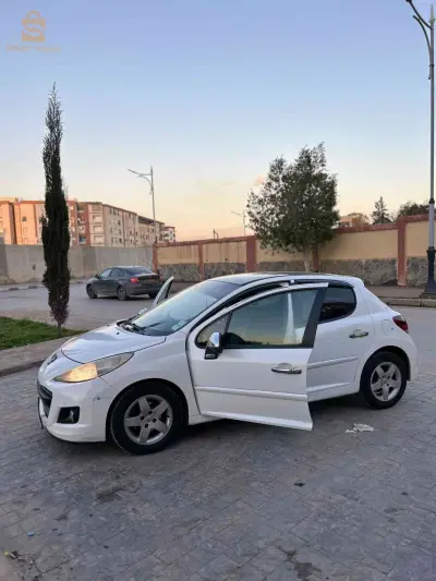 Peugeot 207 2012 2 CHLEF
