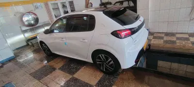 بيجو 208 2022 14 تيارت