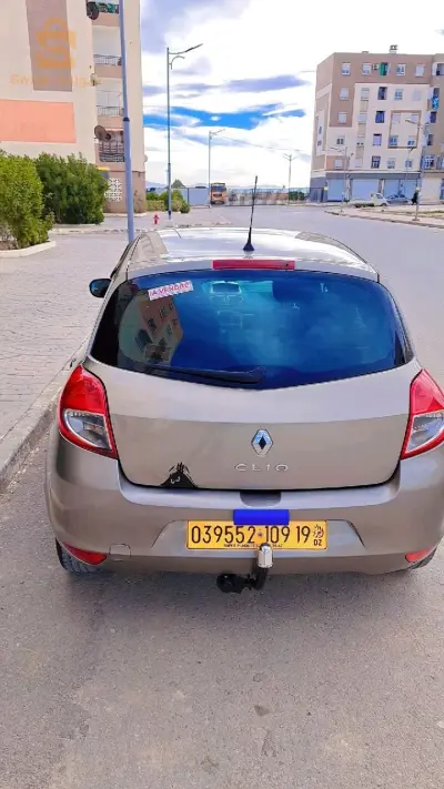 رينو Clio 3 2009 19 سطيف