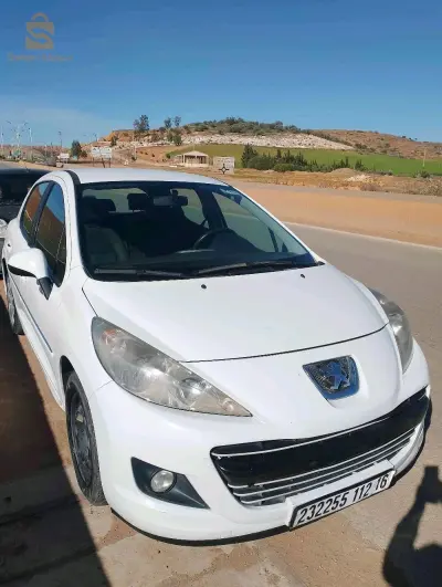 Peugeot 207 2012 2 CHLEF