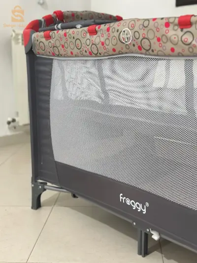 سرير الاطفال