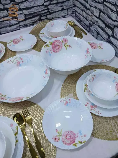 service à table 29 pièces à fleur