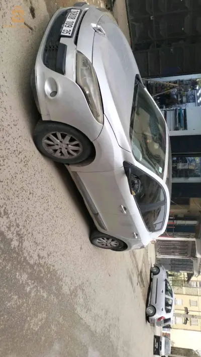 رينو Clio 3 2009 35 بومرداس