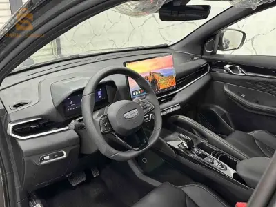 Geely Coolray 2025 5 BATNA