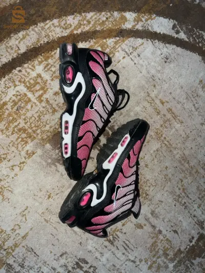 Tn Rose noire (taille 42)