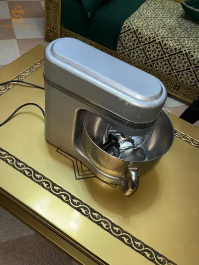 للبيع