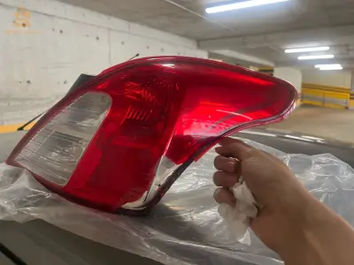 feu arrière nissan sunny n17 2014,coté droite