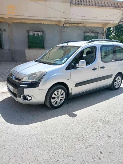 ستروين Berlingo 2014 4 ام البواقي