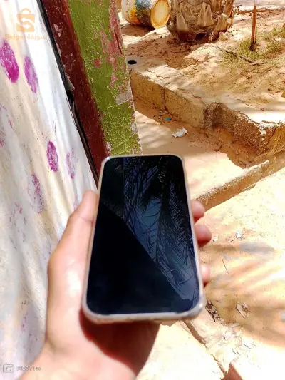 Iphone 15 pink