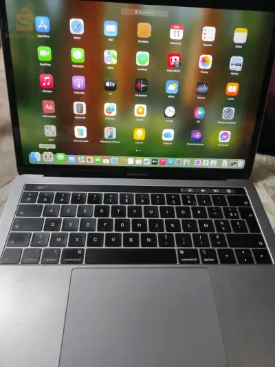macbook pro très bon état