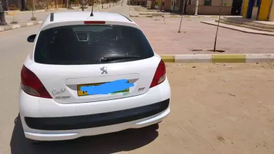 بيجو 207 2012 3 الاغواط
