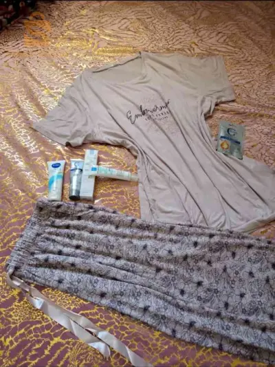 ملابس نسائية