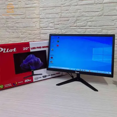 Pc gmer 
Boite gearmaster 3 fan rgb
Cpu rayzen5 6500G vega7 
Gpu amd radeon rx 6600 xfx 
16gb ram ddr4 asqard rgb
Ssd 256gb
Hdd 500gb
Pawersplay gamemax 500w
Carte mere asus prime a320km
Ecran pilot Led FHD 60h
Clave et suri