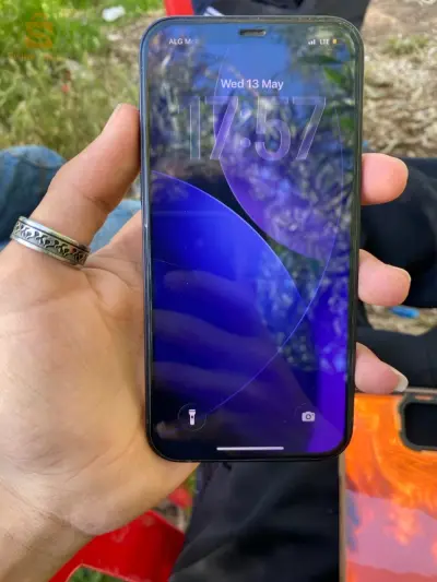 iPhone 12