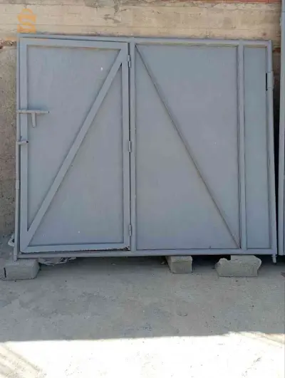 2 أبواب للدخول
