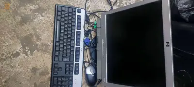 لينيتي غير موجود كل HP شاشة+كلاڨي+ااسوري