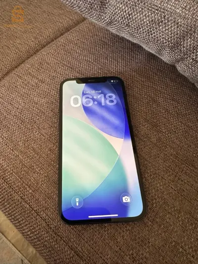 iPhone 12