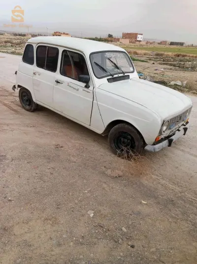 رينو R 4 1983 5 باتنة