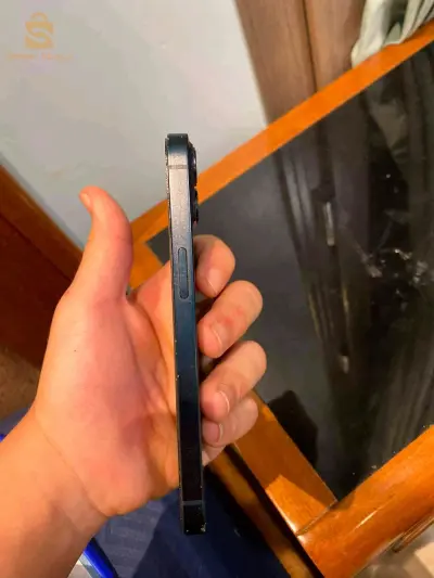 iphone  13 
Batterie 79 original ✅ 
Cash arrière mach9o9a
Librairie officiel ✅ 
Stokage 64g✅
