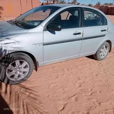 هونداي Lantra 2011 ادرار