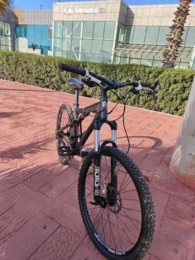 Rockrider 9.1 France 
num 0772368867