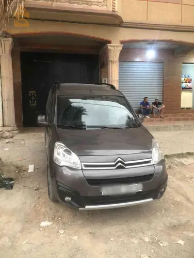 Citroen Berlingo 2018 OUM EL BOUAGHI