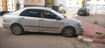 تويوتا Corolla Verso 2005 تيبازة