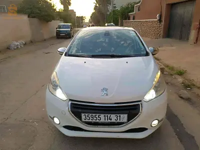 بيجو 208 2014 مستغانم